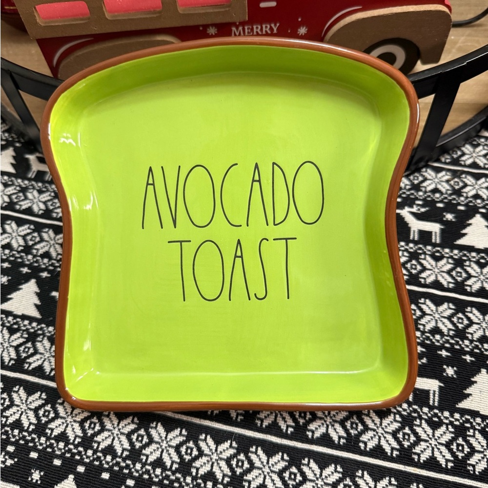 Rae Dunn Avocado Toast Plate